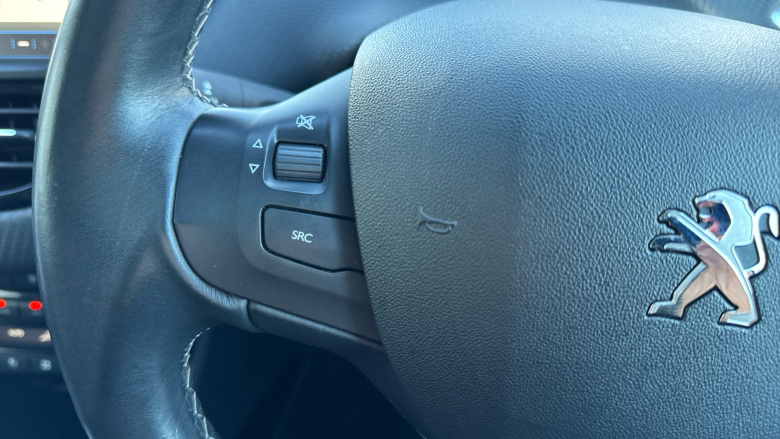 Peugeot 2008 1.2 PureTech 130 Allure Premium 5dr Petrol Estate